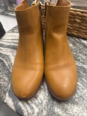 Lucky Brand Mustard Tan Leather Ankle Booties